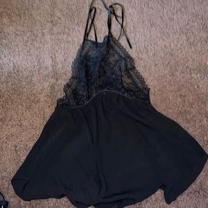MOVING SALE - Victoria’s Secret Lingerie/Slip